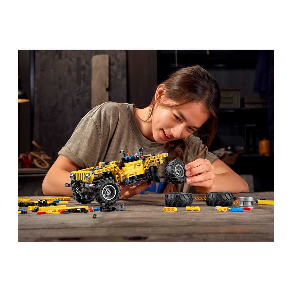 Technic Lego Jeep Wrangler Edades 9+ # 42122 Artículo 665 Piezas | KEU-072519